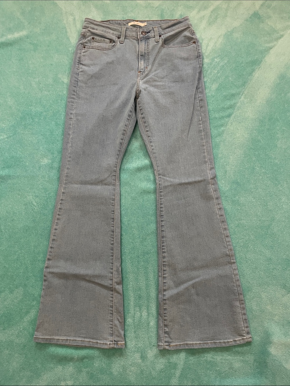 726 Flare Levis jeans